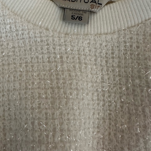 Habitual girls white puff sleeve sweater. Worn once/like new. Size 5/6 - Picture 2 of 2